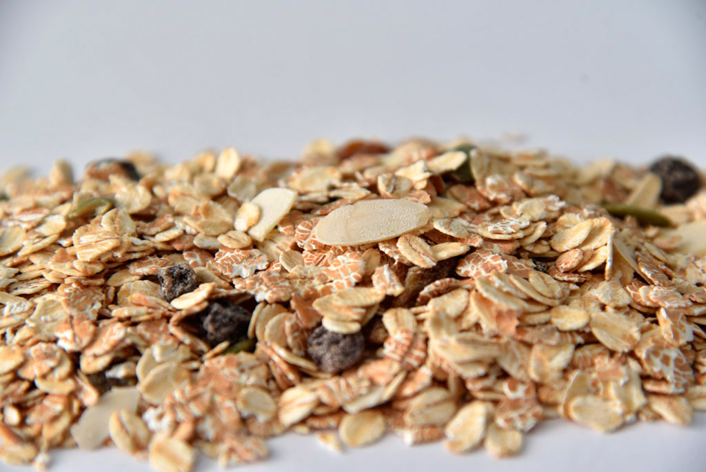 Whole grain, fruits and seeds